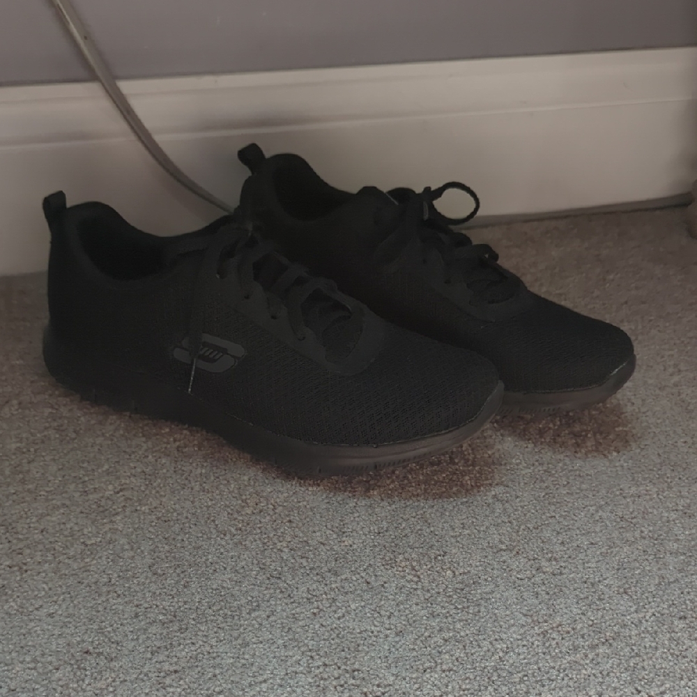 Slip Resistant Relaxed Fit Mesh Sketchers